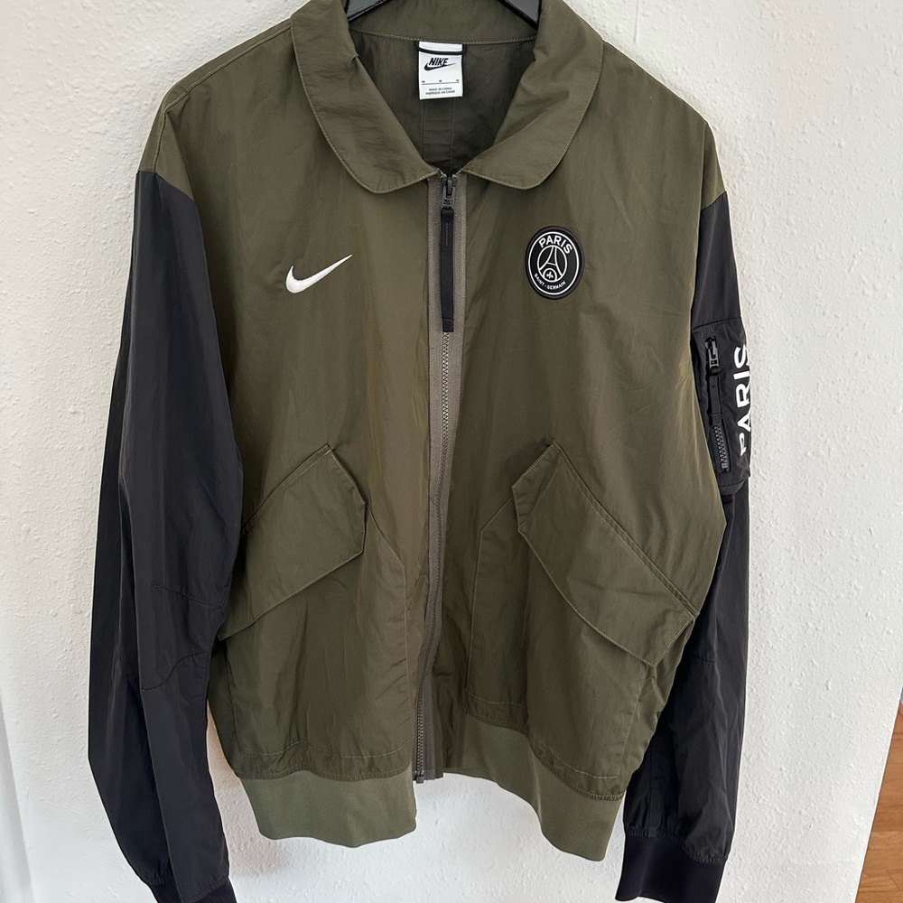 Men’s Nike sportswear PSG windbreaker jacket size M